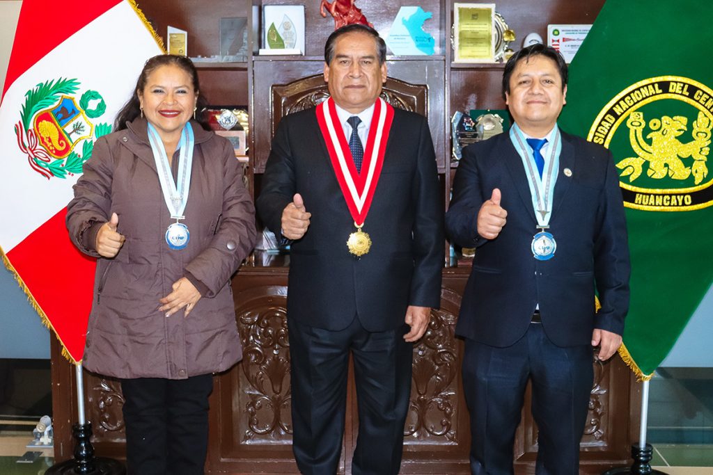 Mg. Miriam Bernuy Goicochea y Lic. Edwin Meza Vásquez anuncian mesa técnica para incorporación de Tecnología Médica en la UNCP