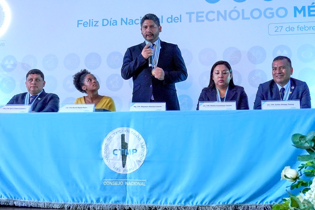 Ceremonia Protocolar por el Día Nacional de Tecnólogo Médico